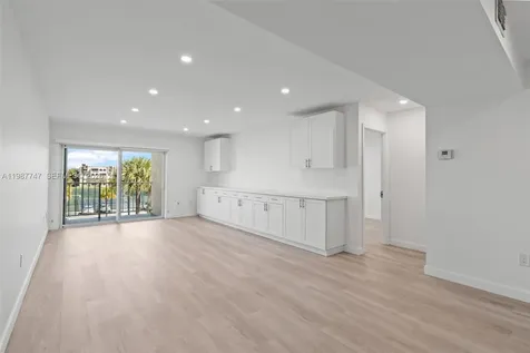 7765 SW 86th Street Miami FL 33143