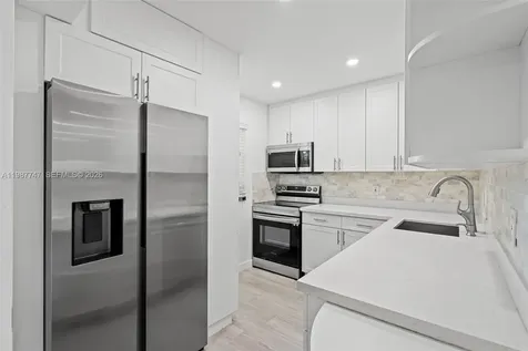7765 SW 86th Street Miami FL 33143