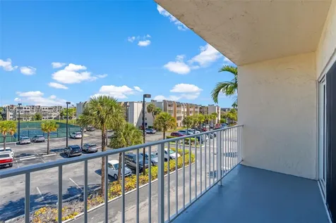 7765 SW 86th Street Miami FL 33143