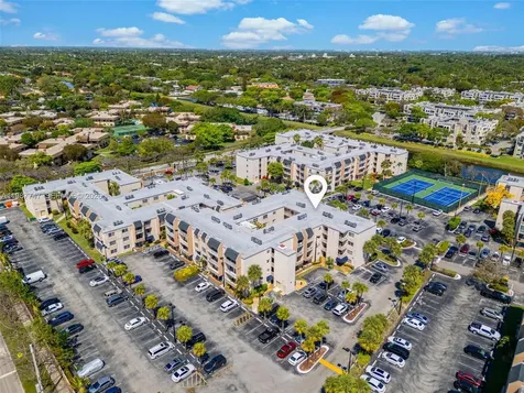 7765 SW 86th Street Miami FL 33143