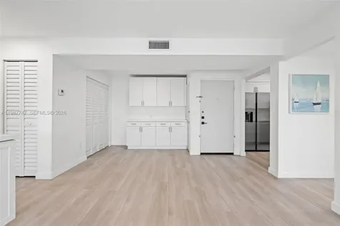 7765 SW 86th Street Miami FL 33143