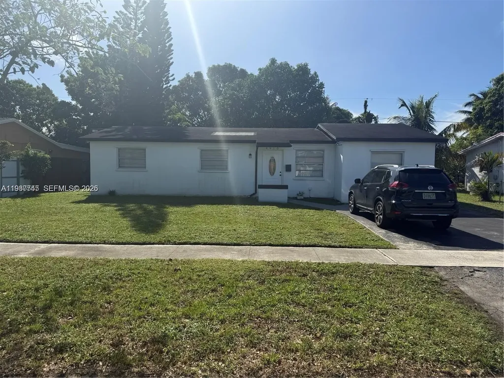 4910 NW 18th Street Lauderhill FL 33313