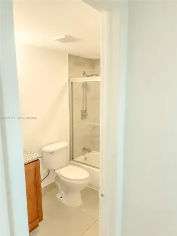 3610 NW 21st Street Lauderdale Lakes FL 33311