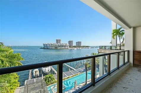 3535 Hiawatha Avenue Miami FL 33133