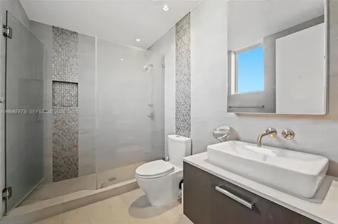 3535 Hiawatha Avenue Miami FL 33133