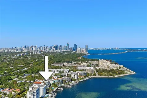 3535 Hiawatha Avenue Miami FL 33133