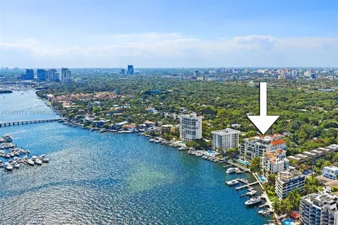 3535 Hiawatha Avenue Miami FL 33133