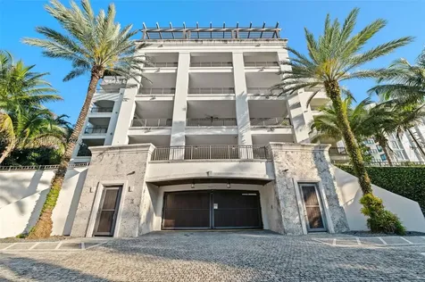 3535 Hiawatha Avenue Miami FL 33133
