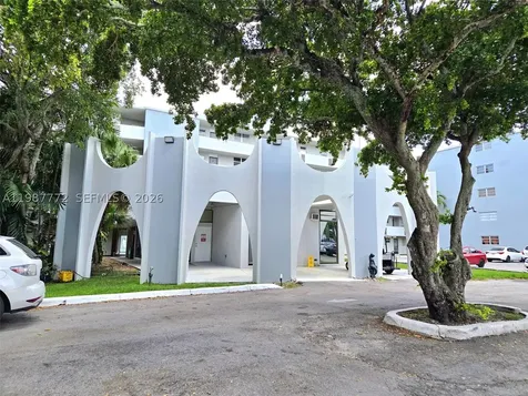 1700 NE 191st Street Miami FL 33179