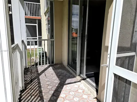1700 NE 191st Street Miami FL 33179