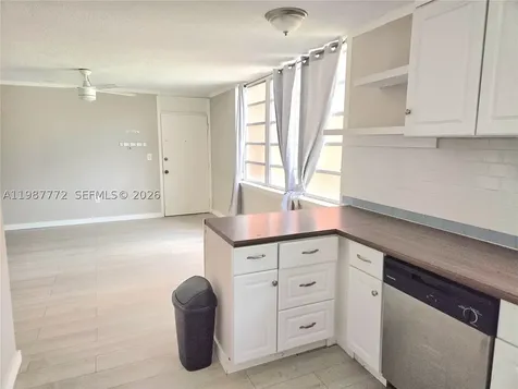 1700 NE 191st Street Miami FL 33179