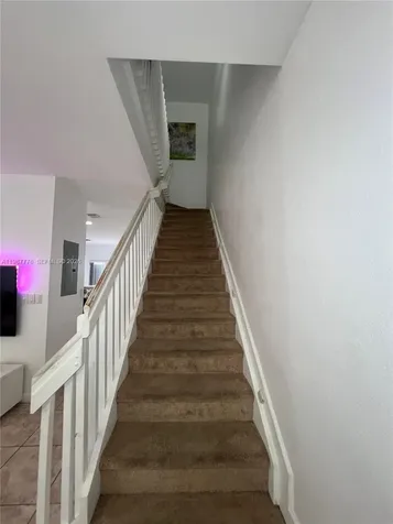 8925 W 35th Court Hialeah FL 33018