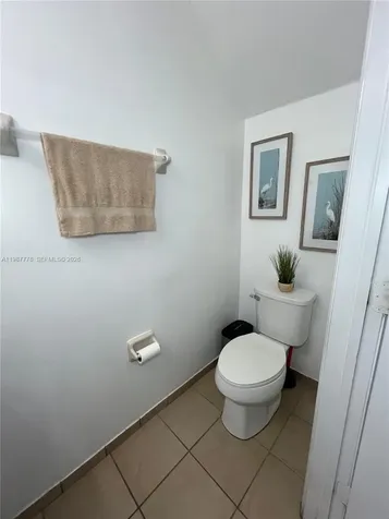 8925 W 35th Court Hialeah FL 33018