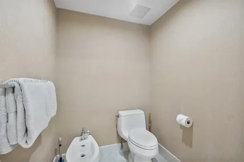 17001 Collins Avenue Sunny Isles Beach FL 33160
