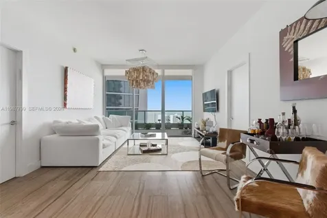 900 Biscayne Boulevard Miami FL 33132