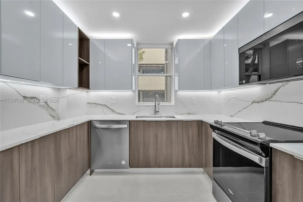 18181 NE 31st Court Aventura FL 33160