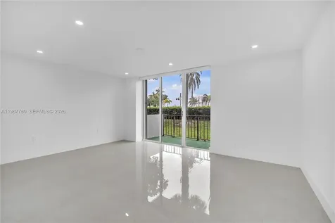 18181 NE 31st Court Aventura FL 33160