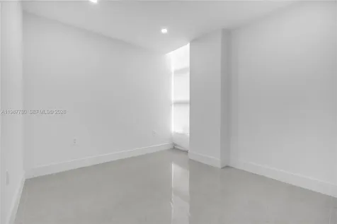 18181 NE 31st Court Aventura FL 33160