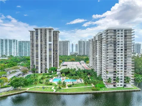 18181 NE 31st Court Aventura FL 33160