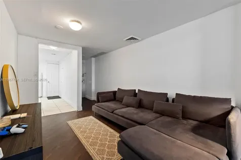 801 Brickell Bay Drive Miami FL 33131
