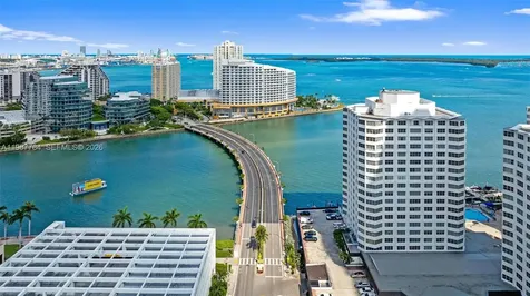 801 Brickell Bay Drive Miami FL 33131