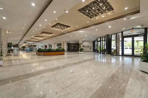 801 Brickell Bay Drive Miami FL 33131