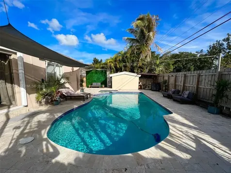 2040 NE 183rd Street North Miami Beach FL 33179