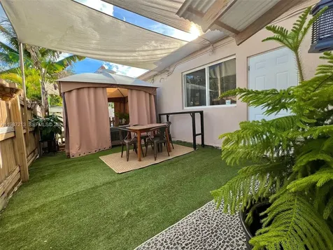 2040 NE 183rd Street North Miami Beach FL 33179
