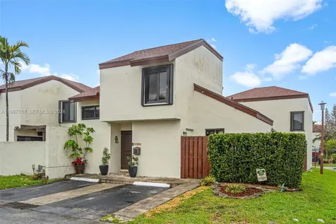 9746 NW 4th Lane Miami FL 33172