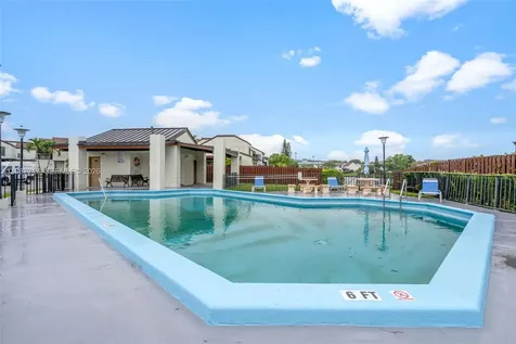 9746 NW 4th Lane Miami FL 33172