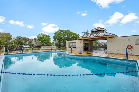 9746 NW 4th Lane Miami FL 33172