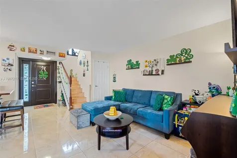 9746 NW 4th Lane Miami FL 33172