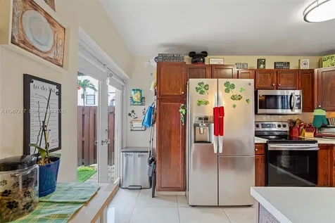 9746 NW 4th Lane Miami FL 33172