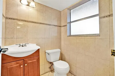 8301 Sands Point Boulevard Tamarac FL 33321