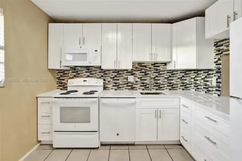 8301 Sands Point Boulevard Tamarac FL 33321