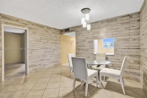 8301 Sands Point Boulevard Tamarac FL 33321