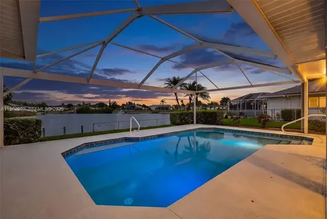 432 NE 18th Avenue Cape Coral FL 33909