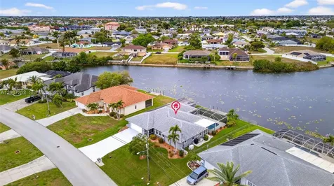 432 NE 18th Avenue Cape Coral FL 33909