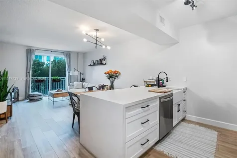 7290 SW 90th Street Miami FL 33156