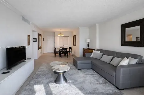 2501 S Ocean Drive Hollywood FL 33019