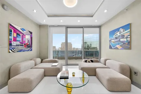200 Biscayne Boulevard Way Miami FL 33131
