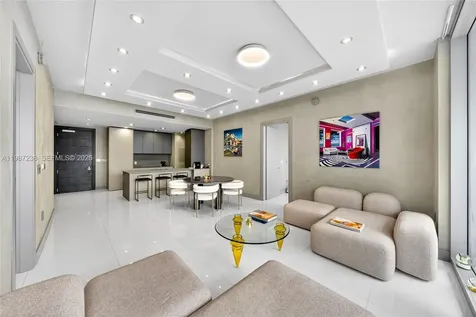 200 Biscayne Boulevard Way Miami FL 33131