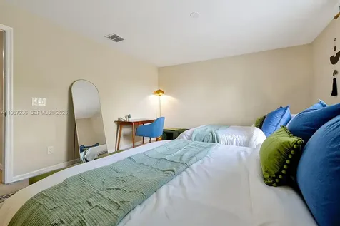 2650 Santosh Cove Kissimmee FL 34746