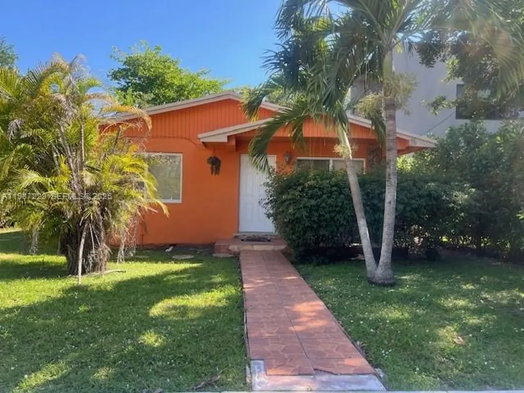3366 Thomas Avenue Miami FL 33133