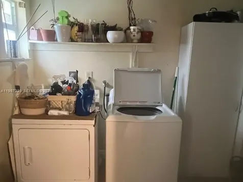 3366 Thomas Avenue Miami FL 33133