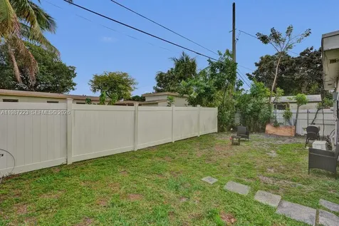 3500 SW 37th Street West Park FL 33023