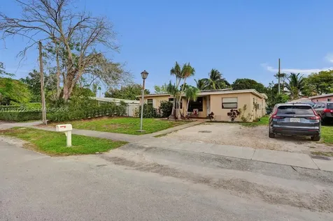 3500 SW 37th Street West Park FL 33023