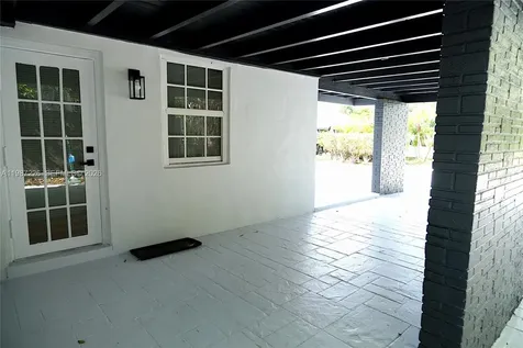 1084 SW 4th Avenue Pompano Beach FL 33060