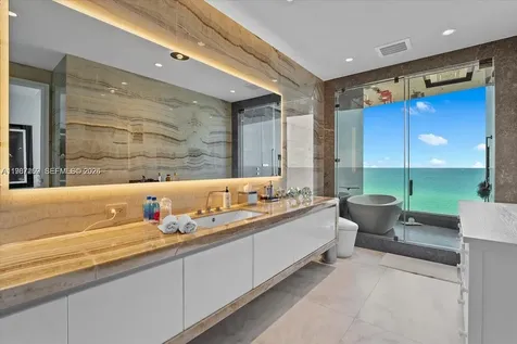 17901 Collins Sunny Isles Beach FL 33160