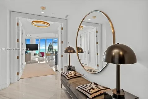 17901 Collins Sunny Isles Beach FL 33160